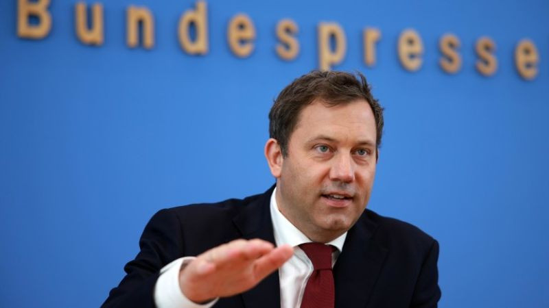 Германия и Полша се нагърбват с икономическото възраждане в Европа